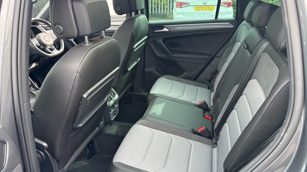 Volkswagen Tiguan Elegance Grey #15