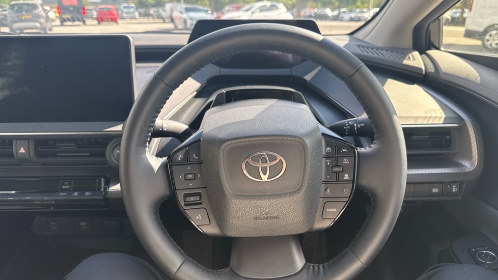 Toyota Prius 2.0 Phev Design Cvt Hatchback Black #10