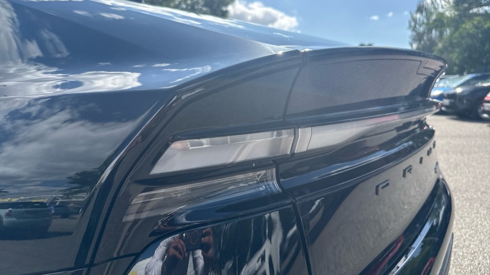 Toyota Prius 2.0 Phev Design Cvt Hatchback Black #21