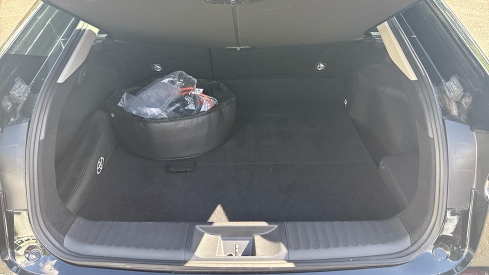 Toyota Prius 2.0 Phev Design Cvt Hatchback Black #13