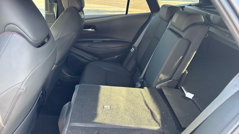 Toyota Corolla 2023 72 1.8  #18