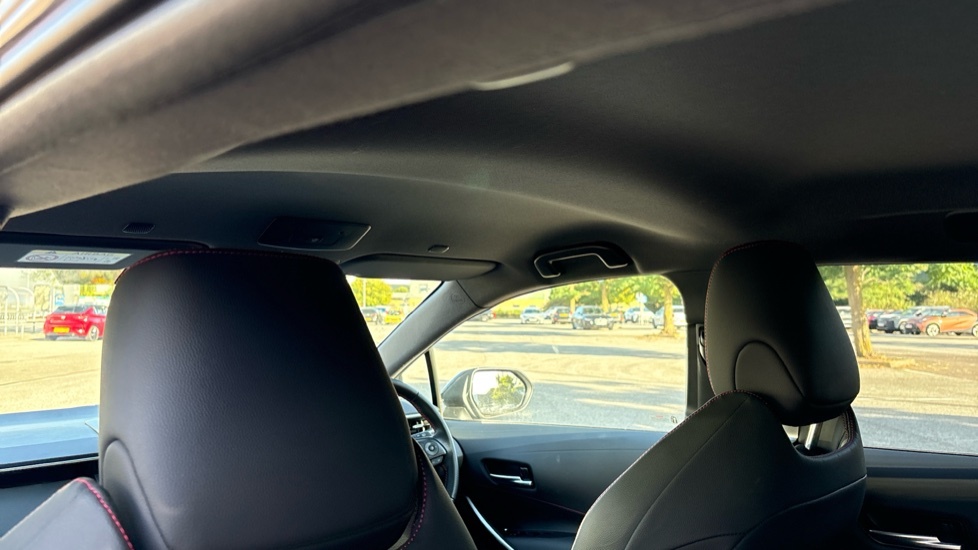 Toyota Corolla 2023 72 1.8  #19
