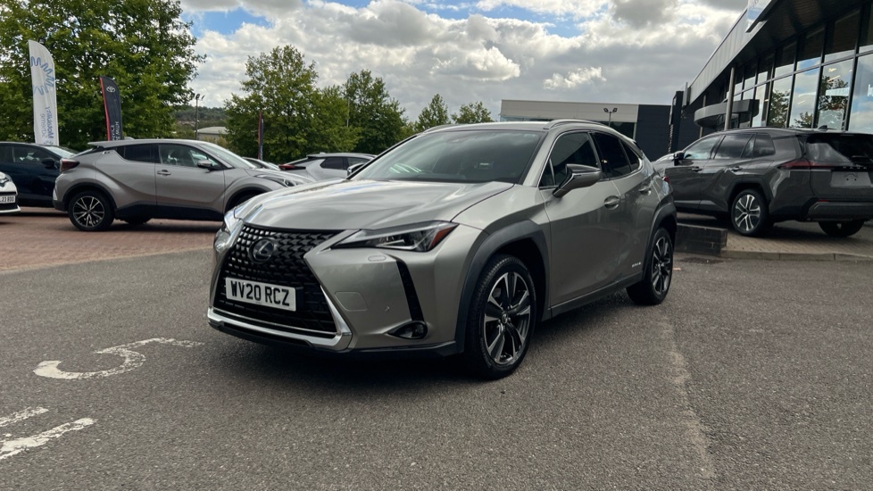 Lexus UX 250H Takumi 108 Silver #25