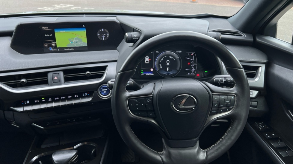 Lexus UX 250H Takumi 108 Silver #8