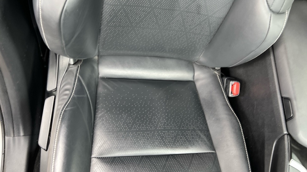 Lexus UX 250H Takumi 108 Silver #15