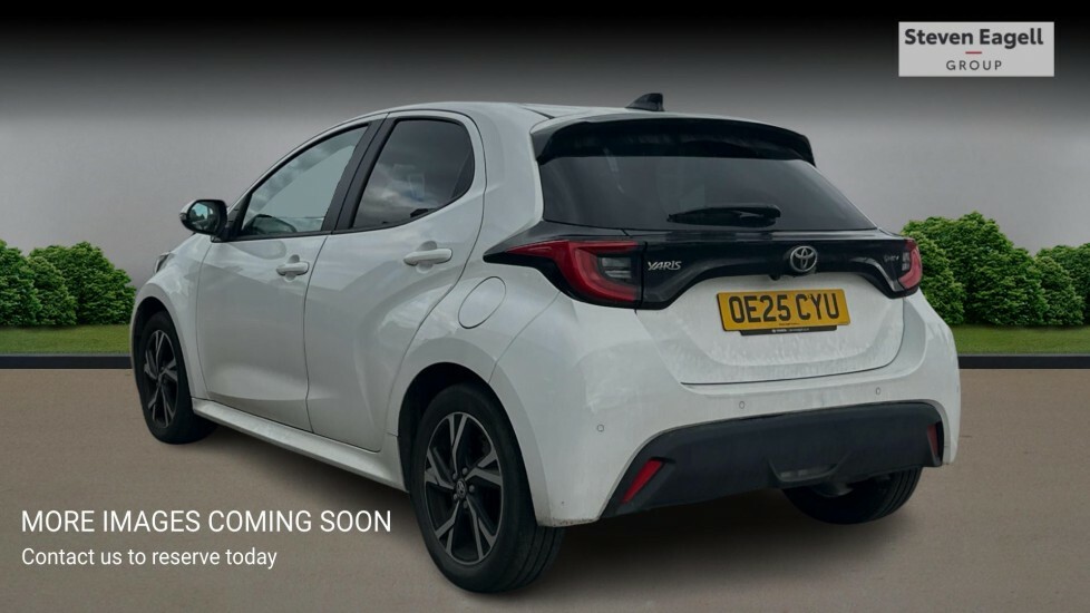 Toyota Yaris 1.5 Vvt-h Design E-cvt Euro 6 Ss White #2