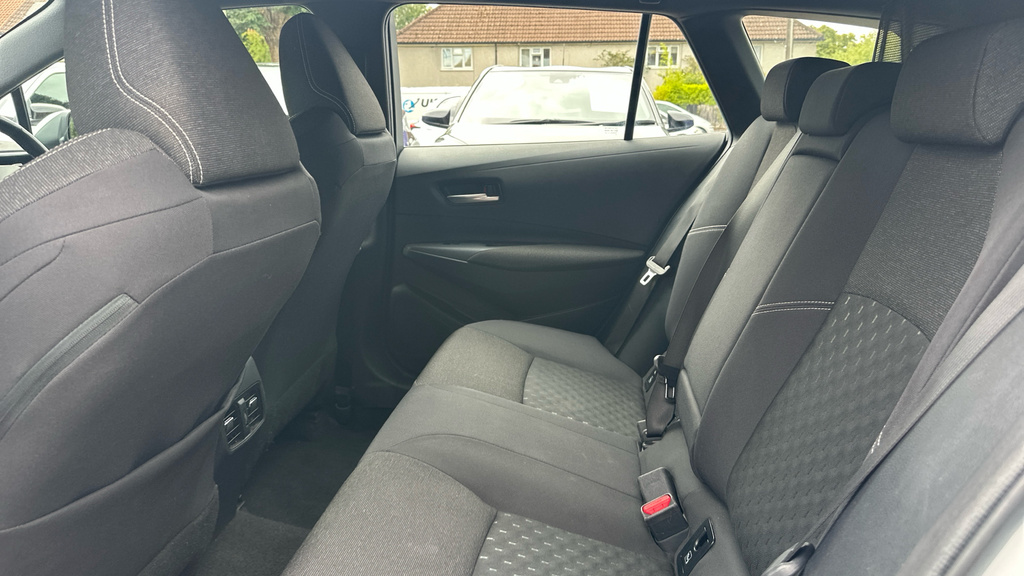 Toyota Corolla 2.0 Hybrid Excel Cvt Silver #15
