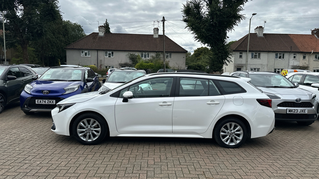 Toyota Corolla 2.0 Hybrid Excel Cvt Silver #24