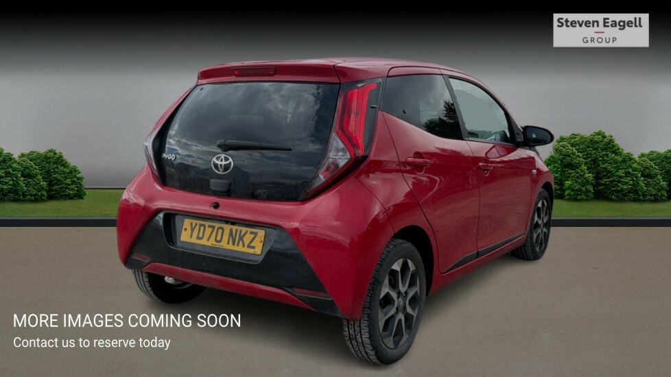 Toyota Aygo 1.0 Vvt-i X-trend Euro 6 Safety Sense Red #4