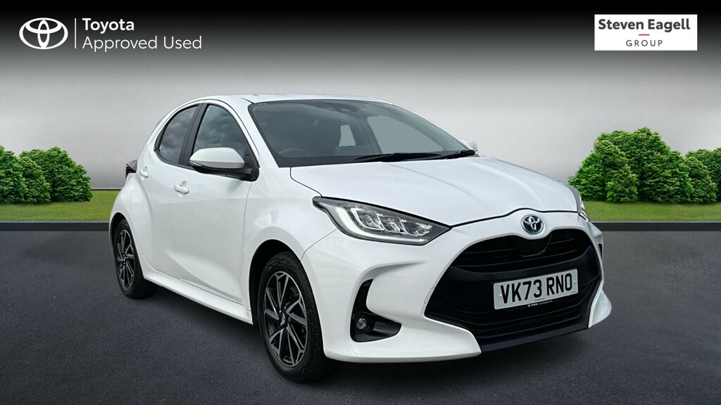 Toyota Yaris 1.5 Vvt-h Design E-cvt Euro 6 Ss White