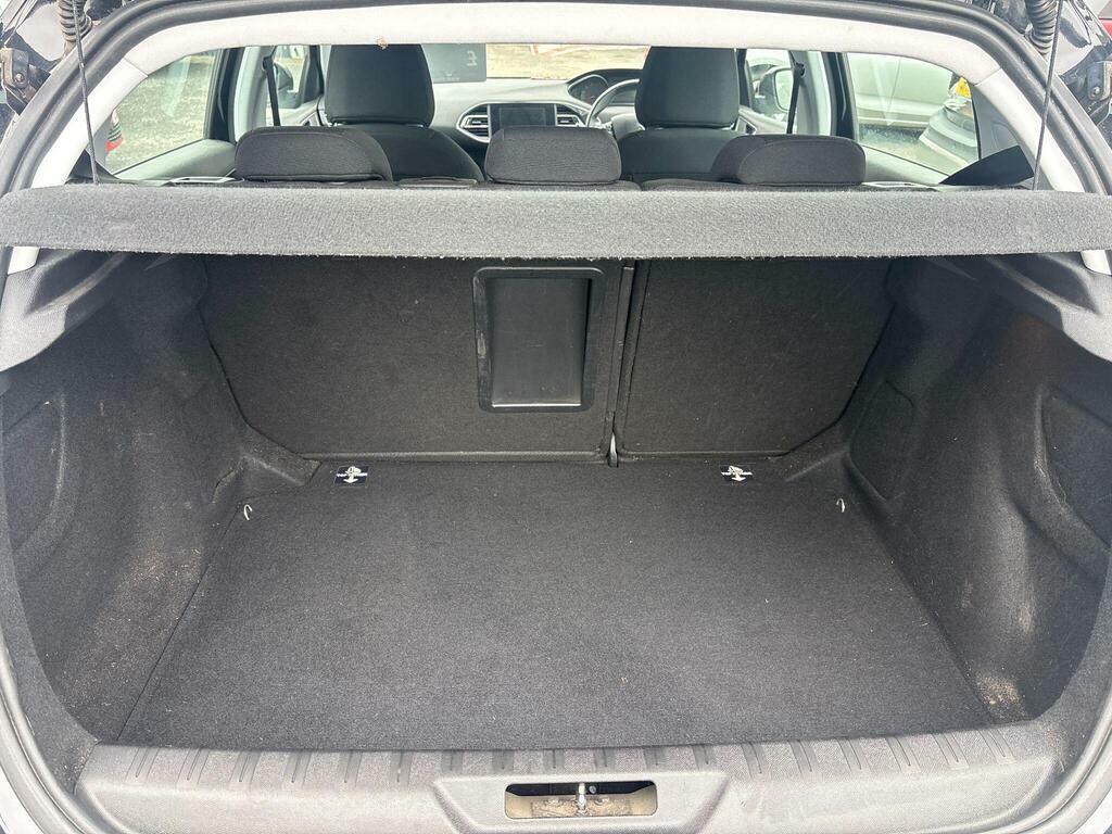 Peugeot 308 1.6 Hdi 92 Active White #9