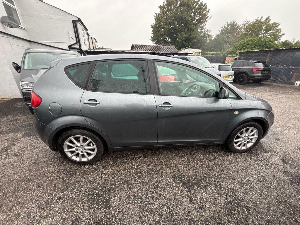 Seat Altea 1.6 Tdi Ecomotive Cr Se Copa Mpv Red #8