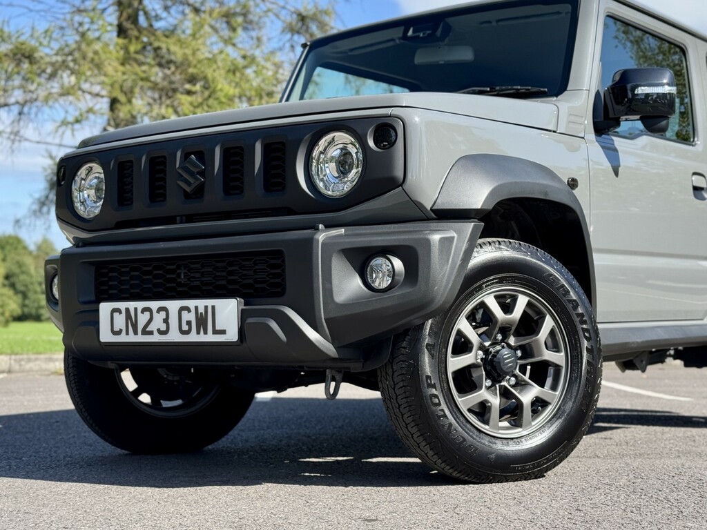 Suzuki Jimny Suv White #11
