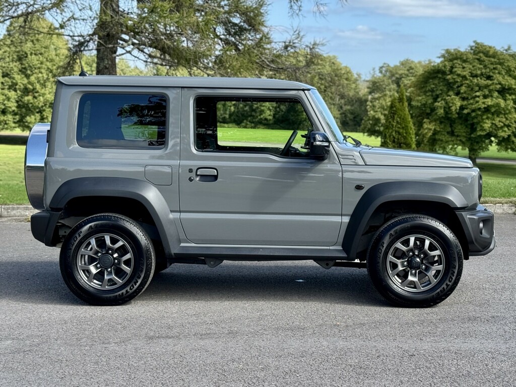 Suzuki Jimny Suv White #7