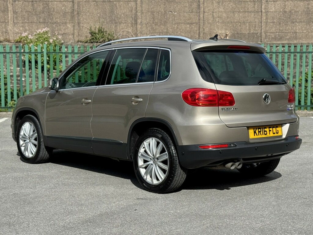 Volkswagen Tiguan 2.0 Tdi Bluemotion Tech Match Edition Beige #2