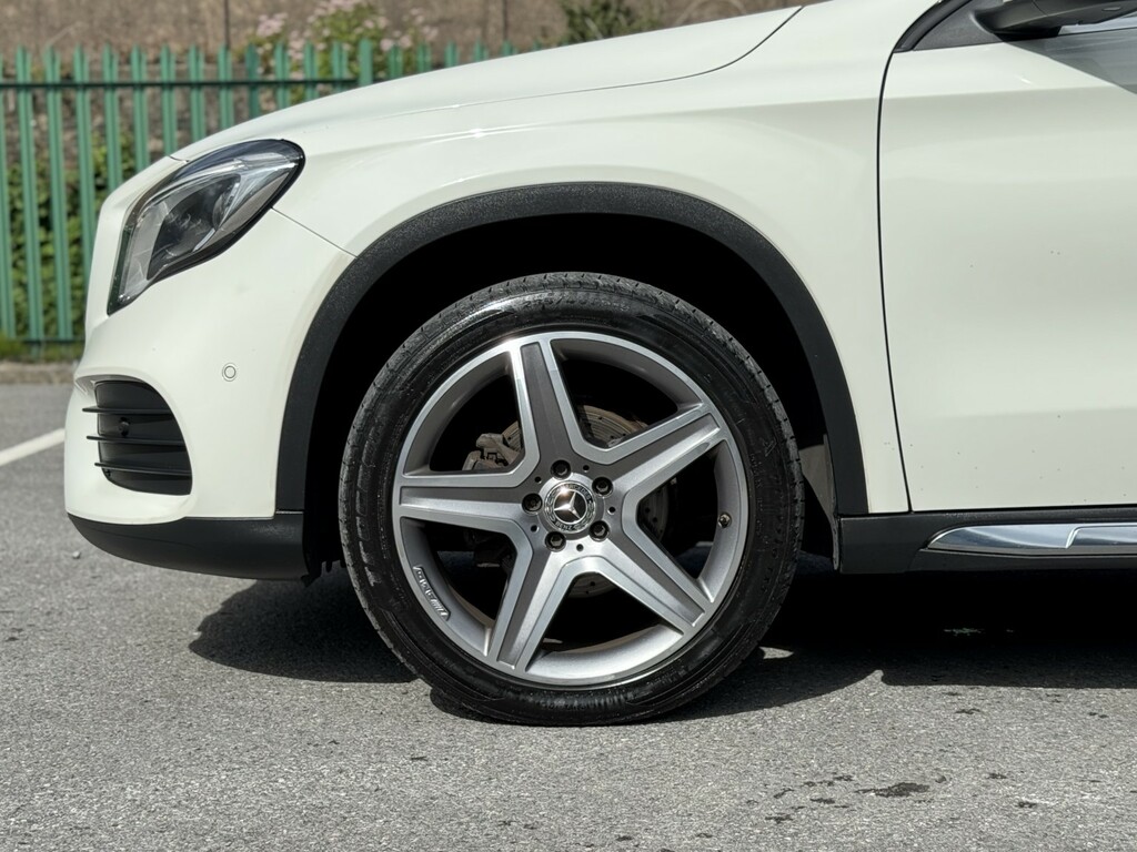 Mercedes-Benz GLA Class 2017 2.1 Gla220d Amg Line Premium Suv Black #24