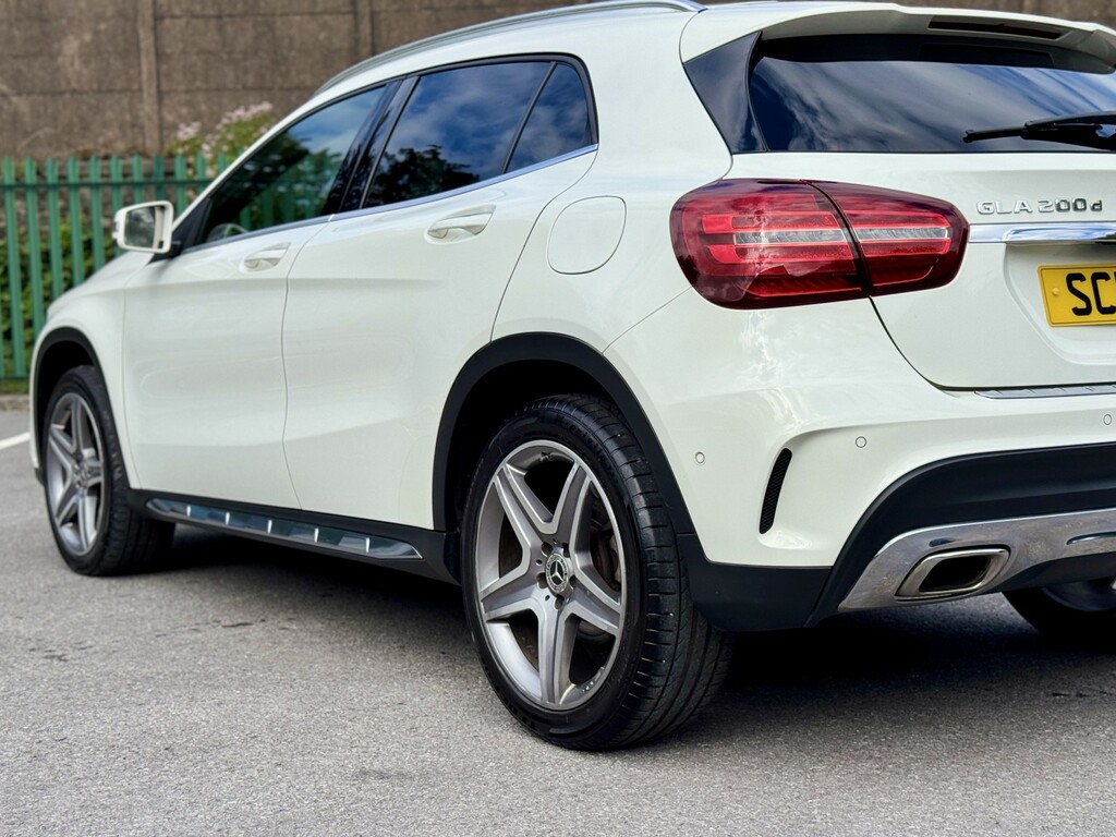 Mercedes-Benz GLA Class 2017 2.1 Gla220d Amg Line Premium Suv Black #17