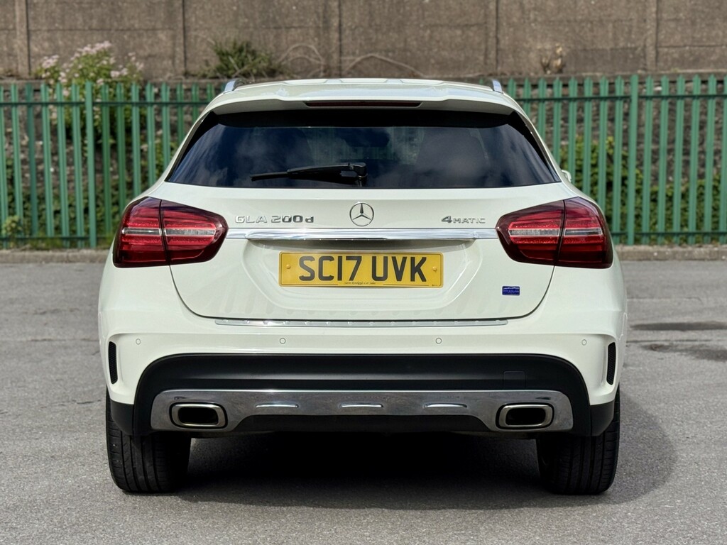 Mercedes-Benz GLA Class 2017 2.1 Gla220d Amg Line Premium Suv Black #11
