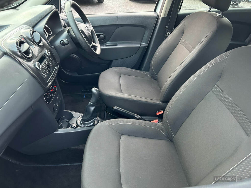 Dacia Sandero 1.0 Sce Essential White #4