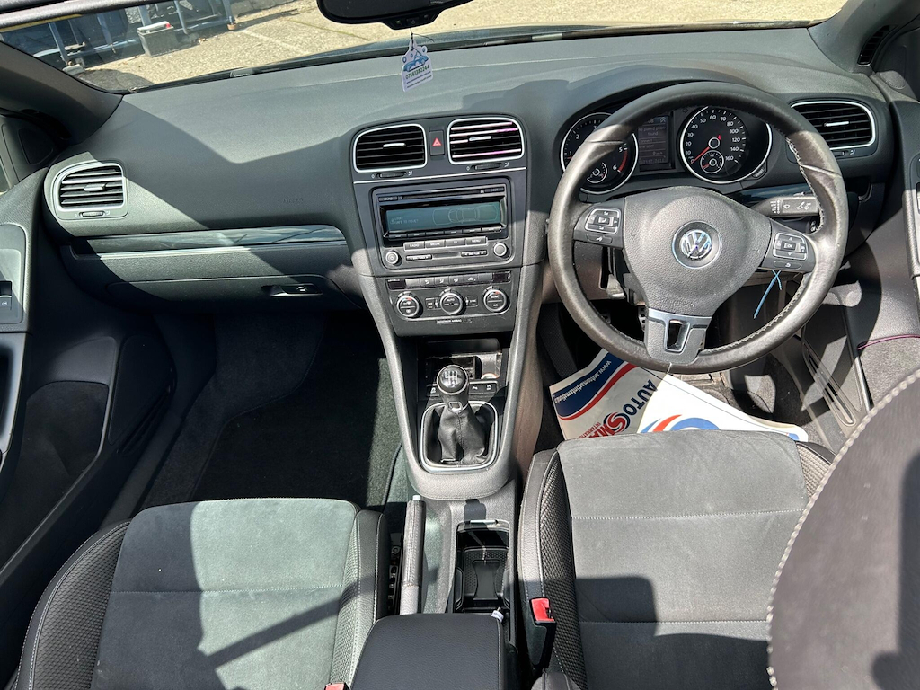 Volkswagen Golf Hatchback Silver #15