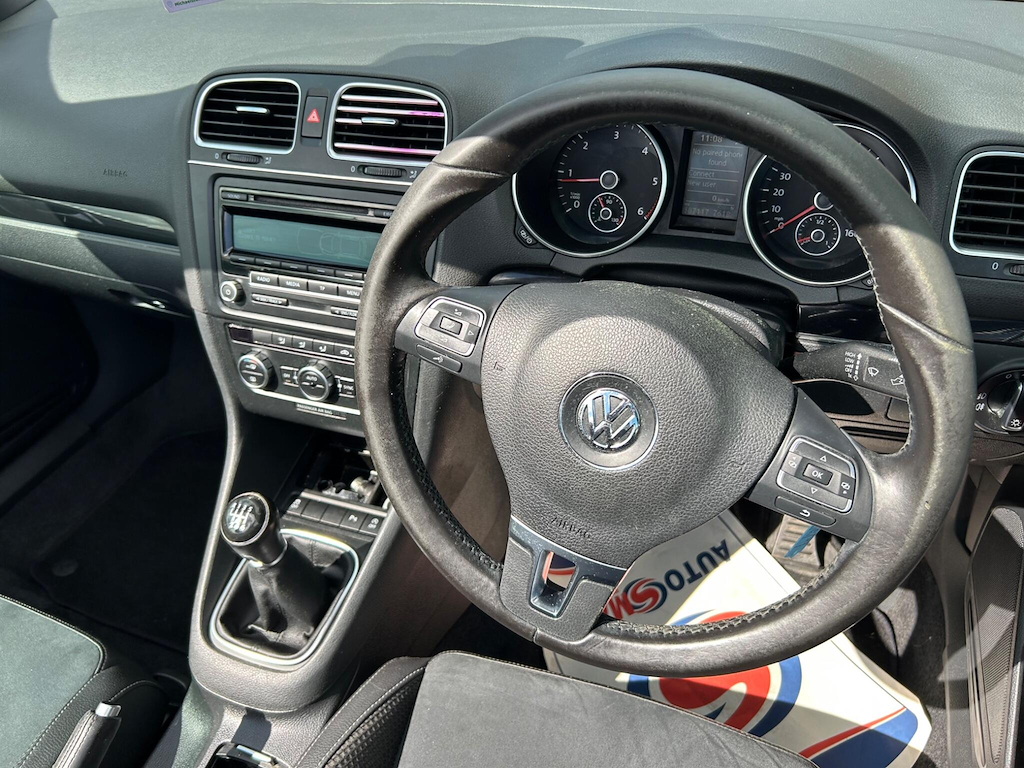 Volkswagen Golf Hatchback Silver #20
