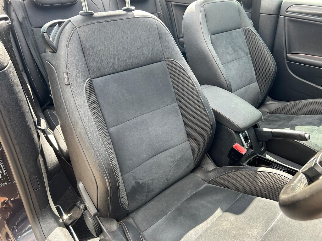 Volkswagen Golf Hatchback Silver #16