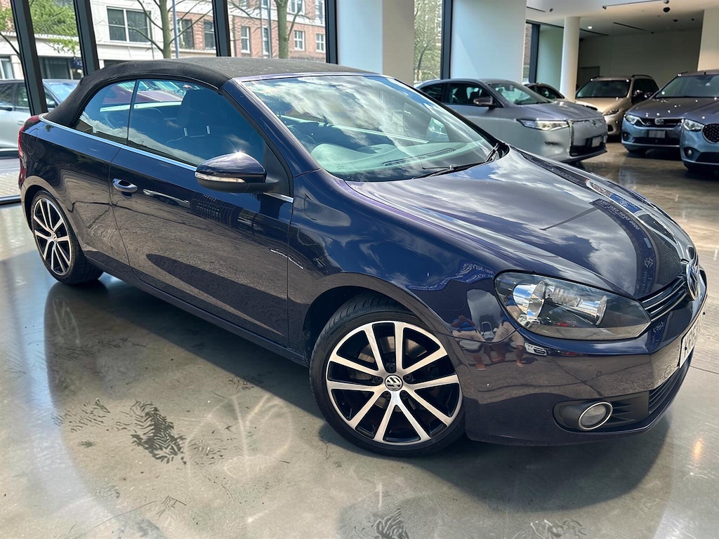 Volkswagen Golf 2.0 Tdi Bluemotion Tech Gt Cabriolet Euro 5 Ss Purple