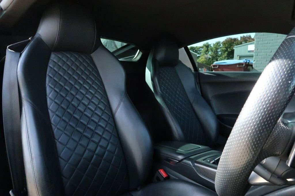 Audi R8 5.2L Plus Black #4