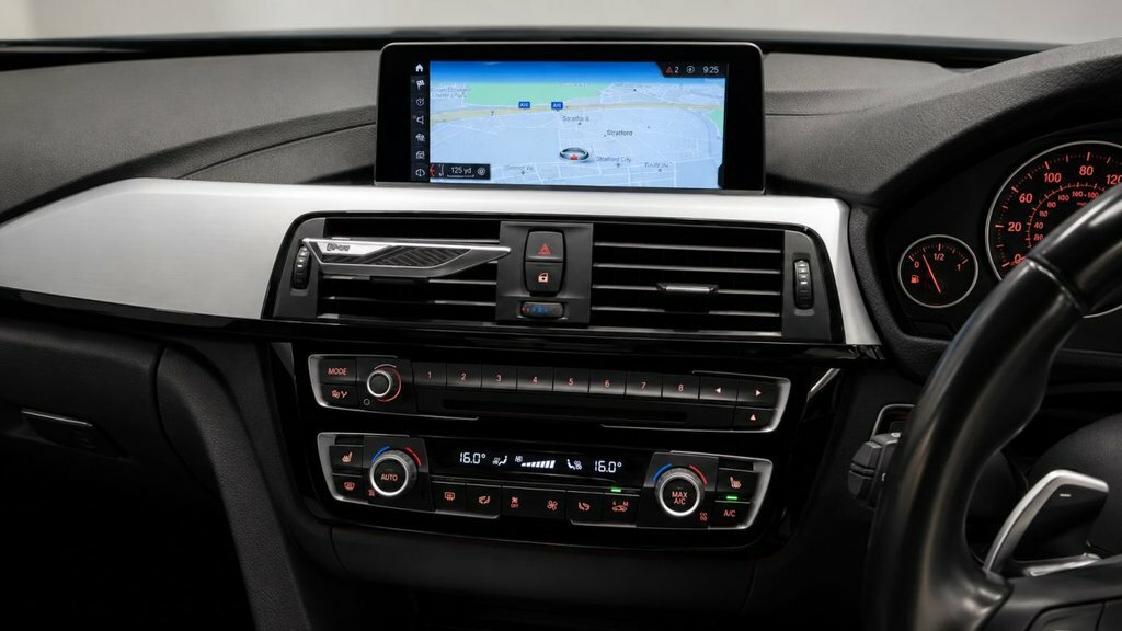 BMW 4 Series Gran Coupe 3L M Sport Black #5