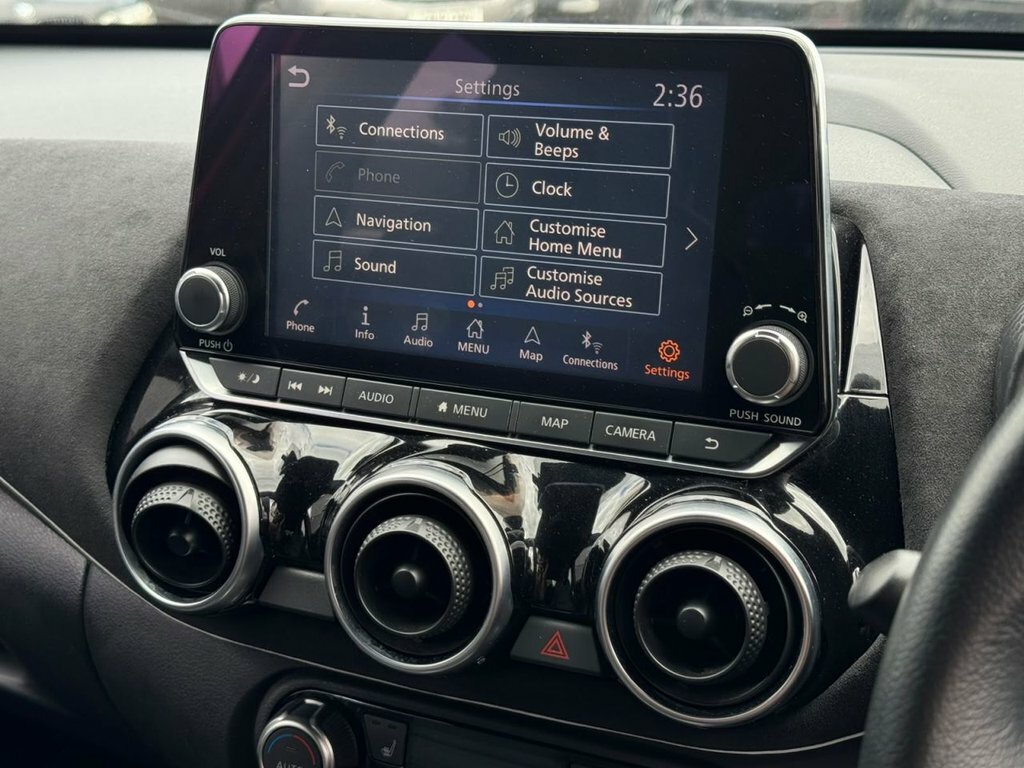 Nissan Juke Dig-t N-connecta Black #15