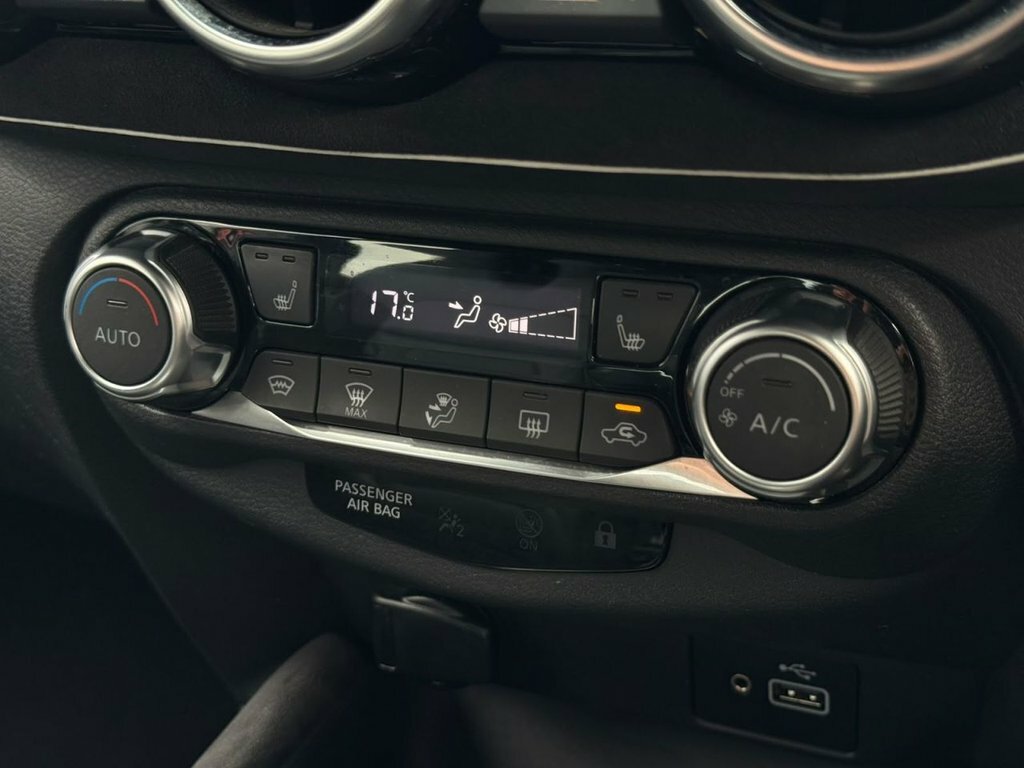 Nissan Juke Dig-t N-connecta Black #16