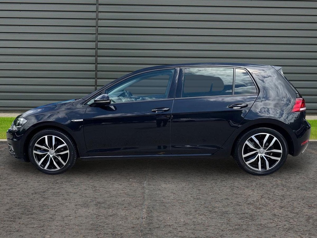 Volkswagen Golf 1.5 1.5 Tsi Evo Match Hatchback Dsg Black #5