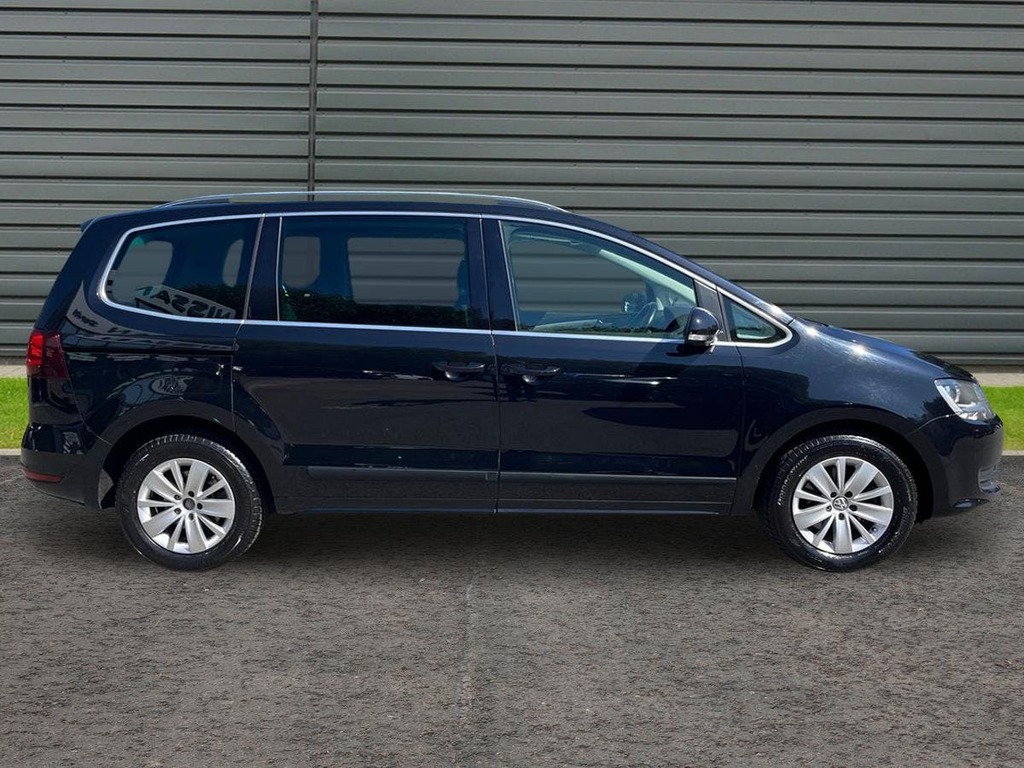 Volkswagen Sharan 1.4 1.4 Tsi Se Nav Mpv Dsg Black #2