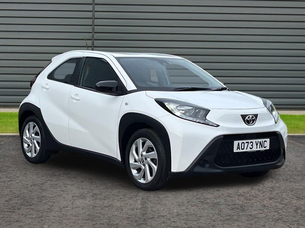 Toyota Aygo X 1.0 Vvt I Pure Hatchback White