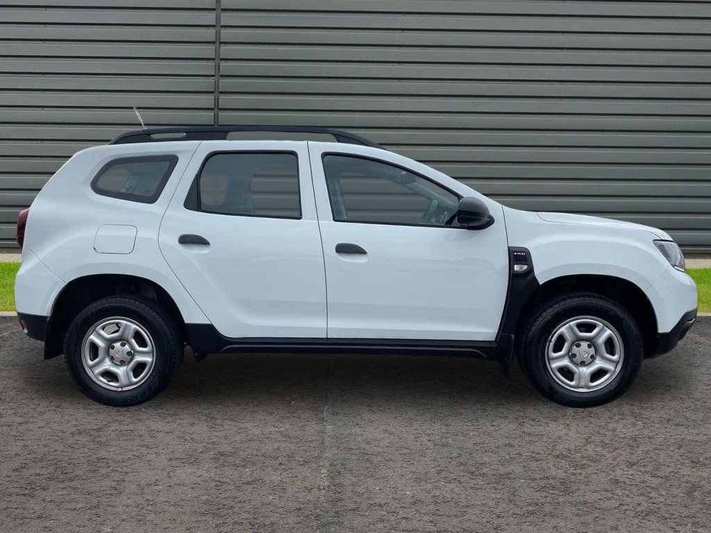 Dacia Duster 1.6 Sce Essential Suv 4Wd VT19HNE White #2