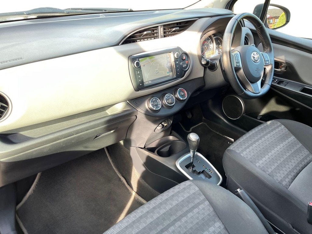 Toyota Yaris 1.33 Dual Vvt-i Design Grey #12