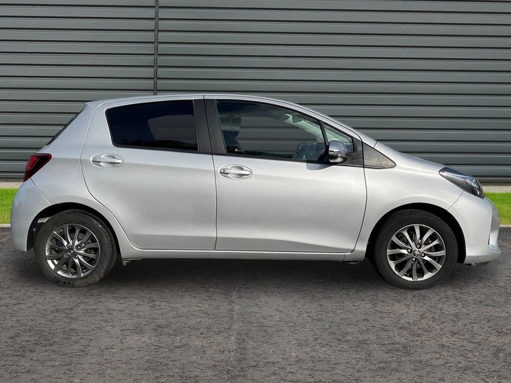Toyota Yaris 1.33 Dual Vvt-i Design Grey #2