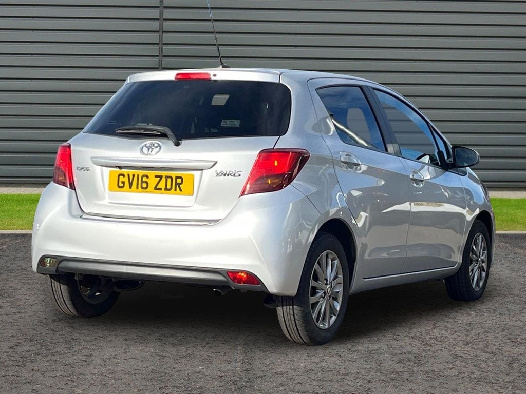 Toyota Yaris 1.33 Dual Vvt-i Design Grey #3