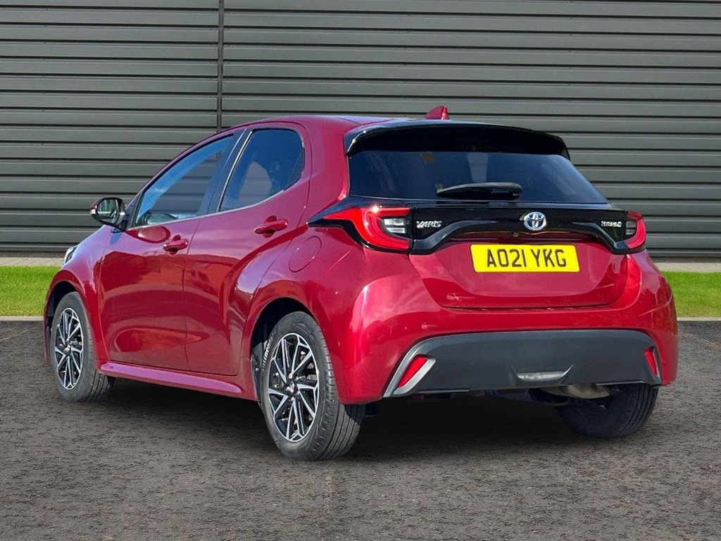 Toyota Yaris 1.5 Vvt-h Design Hatchback Hybrid E Cvt Red #5