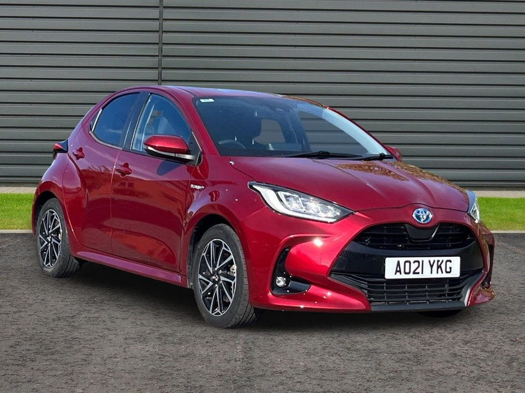 Toyota Yaris 1.5 Vvt-h Design Hatchback Hybrid E Cvt Red