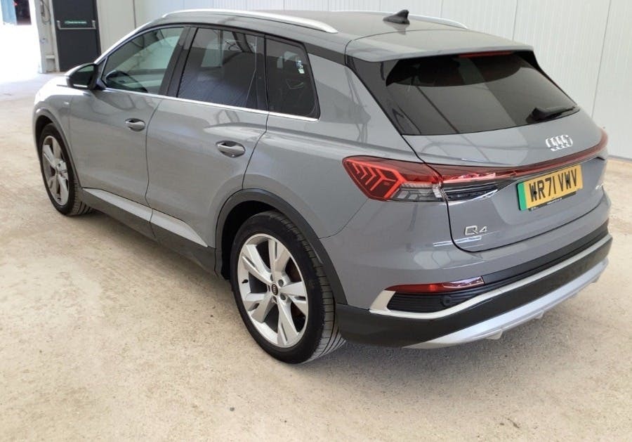 Audi Q4 E Tron 40 S Line Suv 82Kwh Grey #5