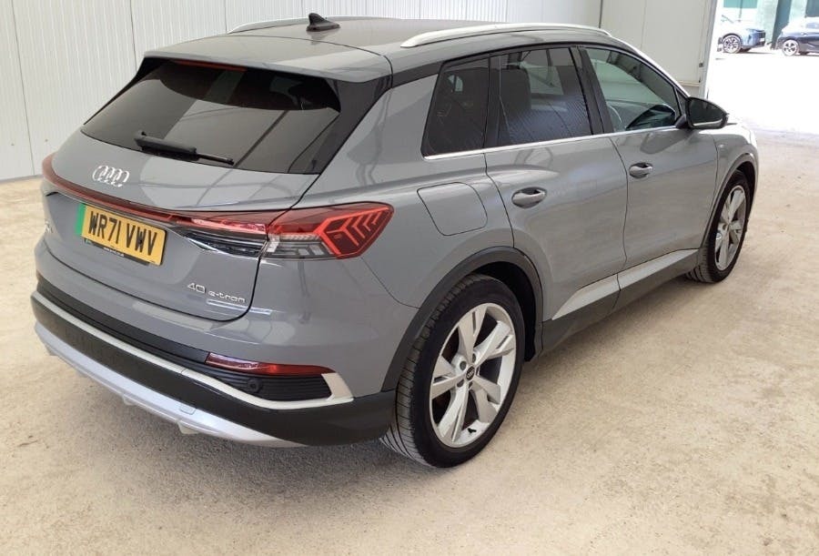 Audi Q4 E Tron 40 S Line Suv 82Kwh Grey #6