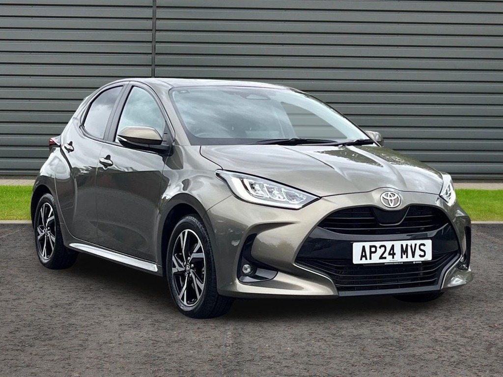 Toyota Yaris 1.5 Vvt-h Design Hatchback Hybrid E Cvt Brown