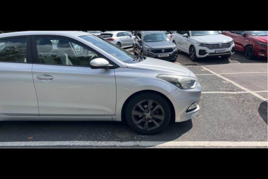 Hyundai I20 1.4 1.4 Se Hatchback Grey #3