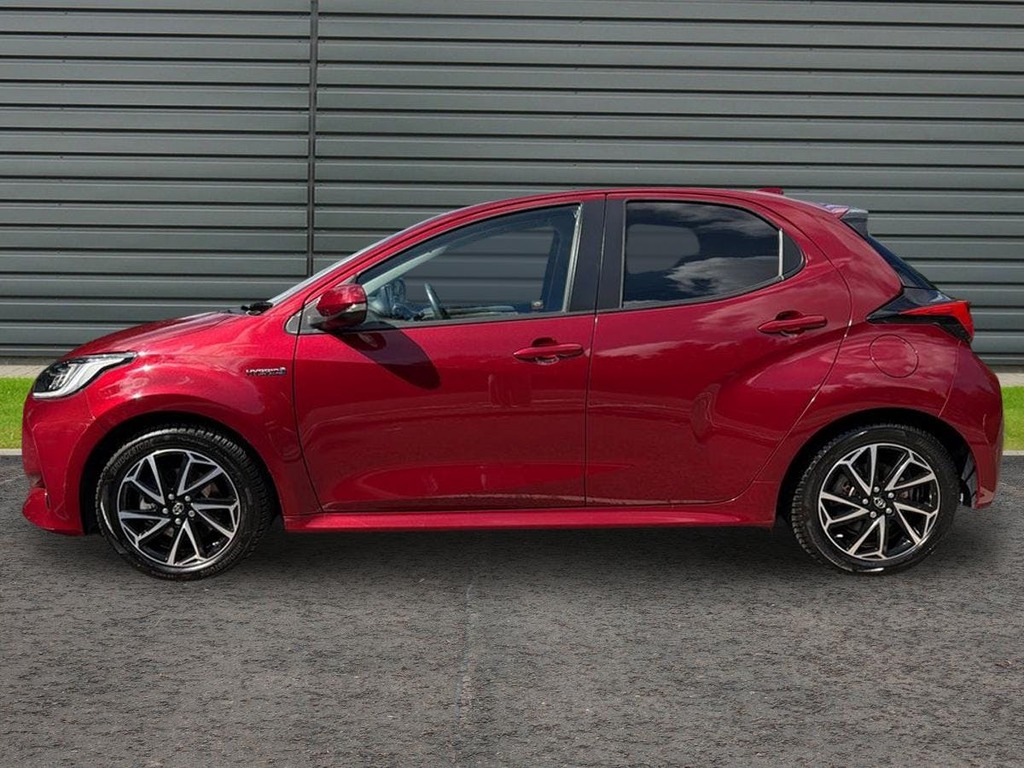 Toyota Yaris 1.5 Vvt-h Design Hatchback Hybrid E Cvt Red #6