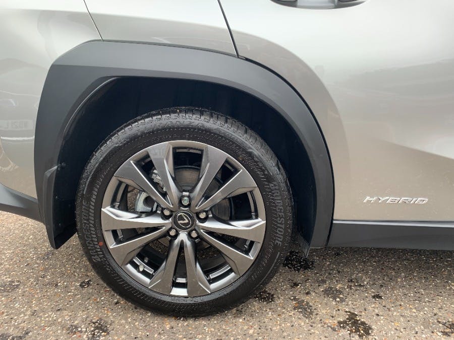 Lexus UX 2.0 E-cvt No Nav Silver #27