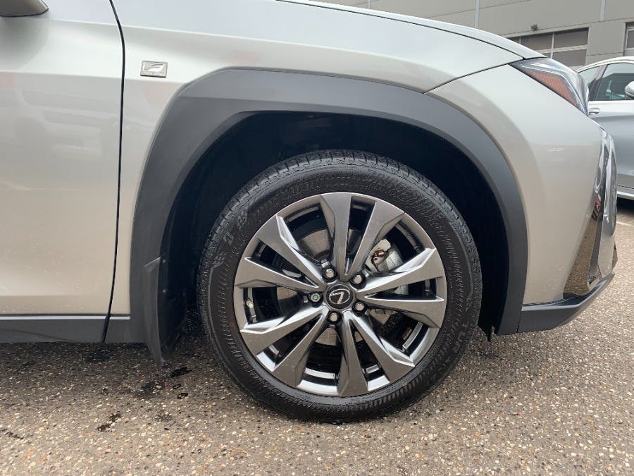 Lexus UX 2.0 E-cvt No Nav Silver #26
