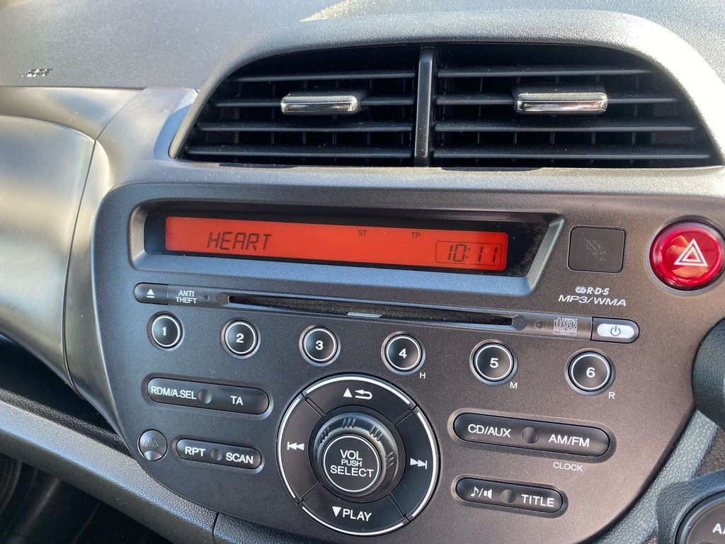 Honda Jazz I-vtec Es Plus Red #16