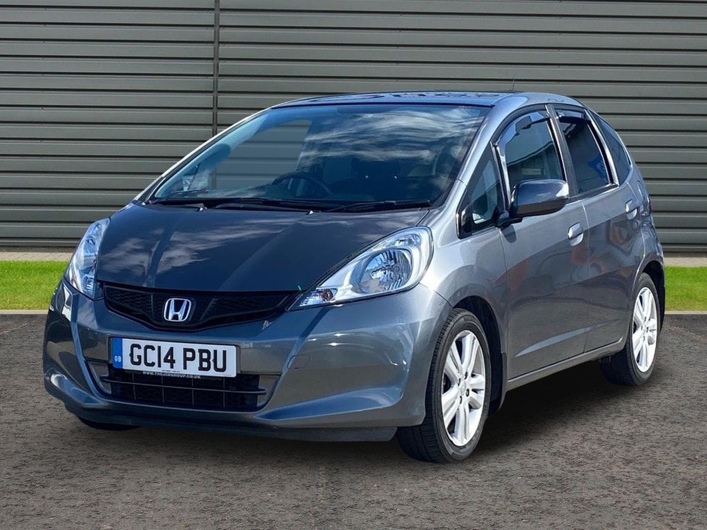 Honda Jazz I-vtec Es Plus Red #7
