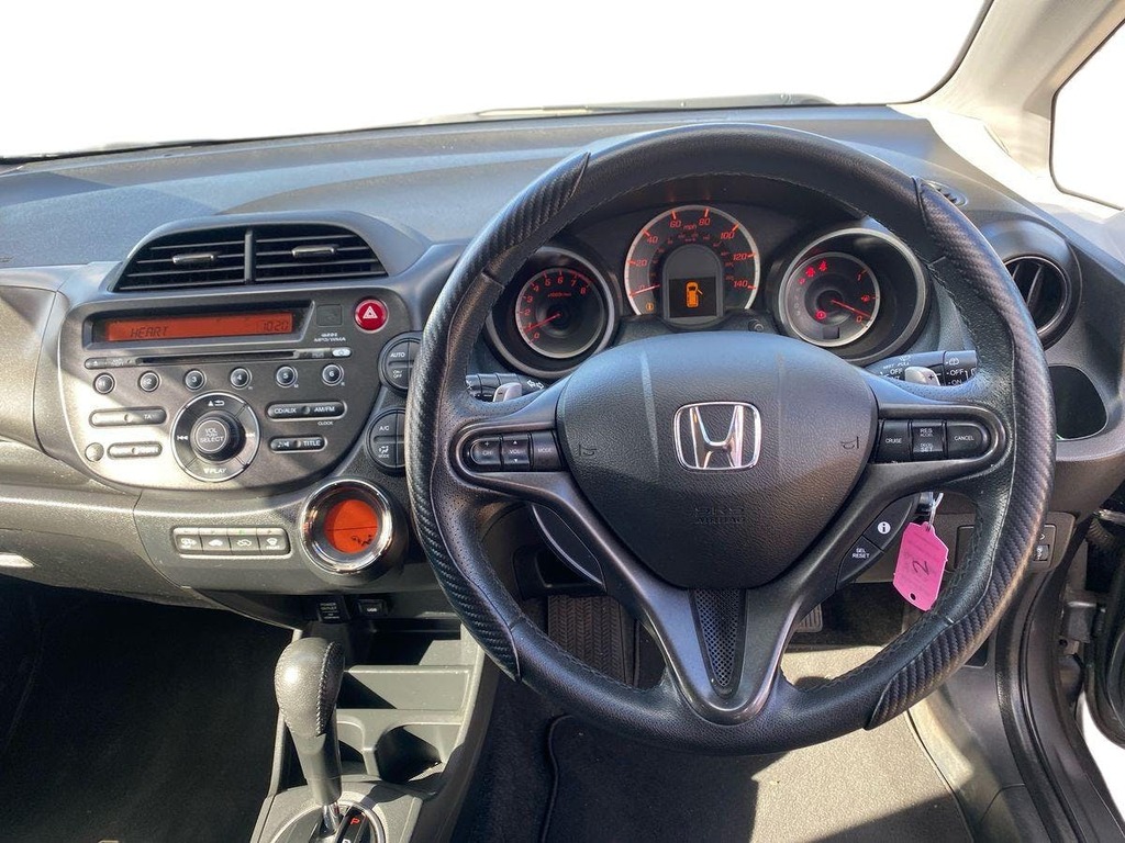 Honda Jazz I-vtec Es Plus Red #10